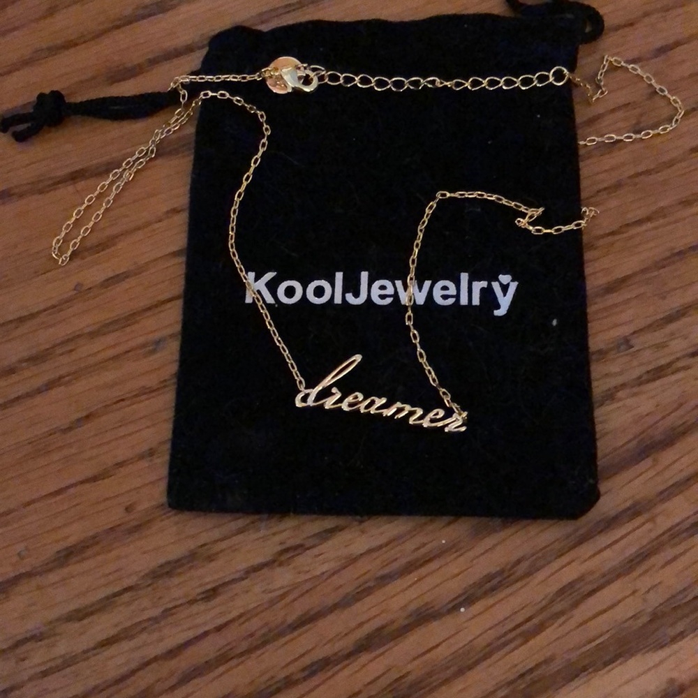 Dreamer necklace
